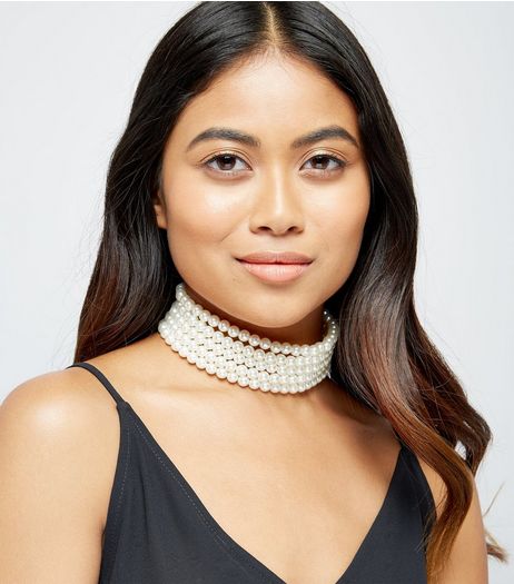 Silver Layered Pearl Choker | New Look