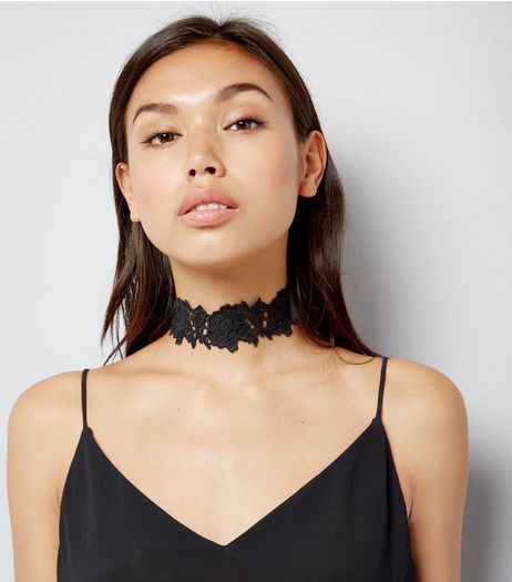 Black Floral Lace Choker | New Look