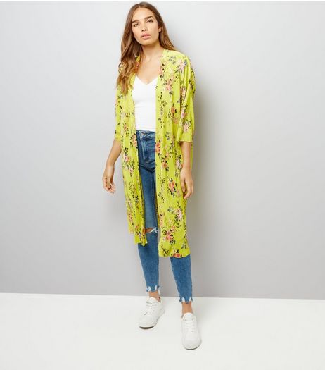 Yellow Floral Print Plisse Kimono | New Look