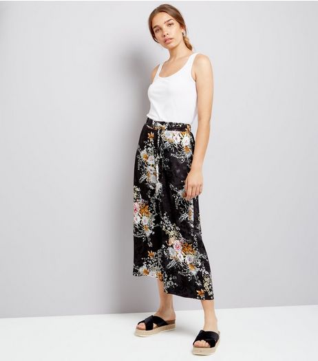 Black Floral Jacquard Cropped Wide Leg Trousers | New Look