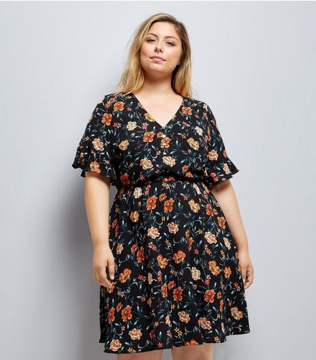Curves Black Floral Print Flute Sleeve Dress | New Look