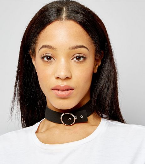 Black Suede Belt Buckle Choker | New Look