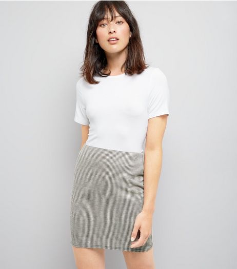 Black Dogtooth Mini Tube Skirt | New Look