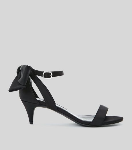 Wide Fit Black Satin Bow Back Kitten Heel Sandals | New Look