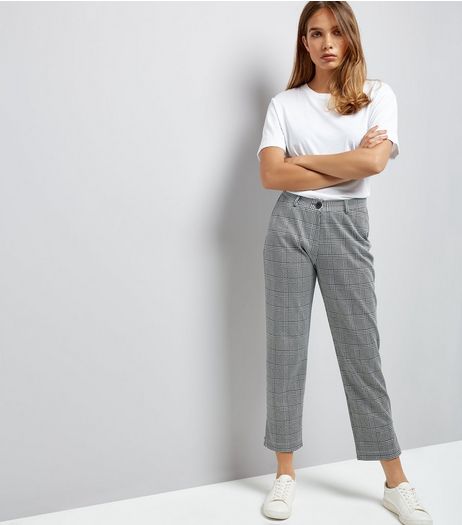 Innocence Black Check Cropped Trousers | New Look