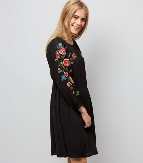 Black Floral Embroidered Sleeve Dress | New Look