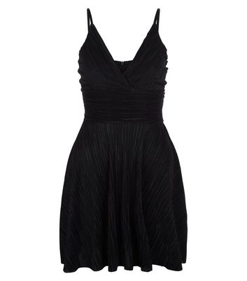 Skater Dresses | Strappy & T-Shirt Skaters | New Look