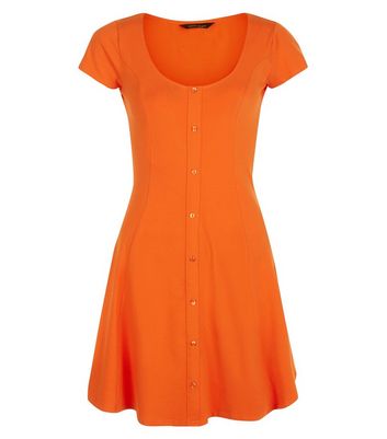 Orange Dresses | Citrus, Coral & Burnt Shades | New Look