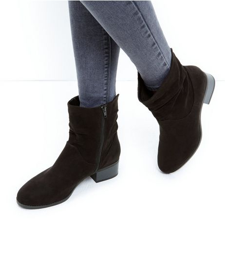 Wide Fit Black Suedette Zip Side Block Heel Boots | New Look