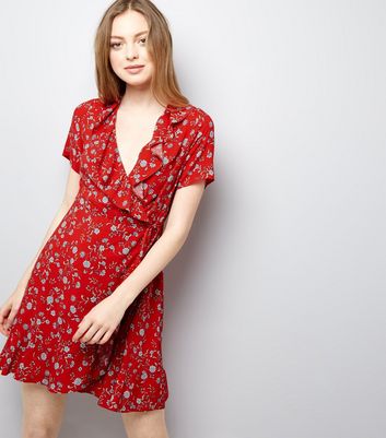 Red Dresses | Scarlett & Maroon Dress | New Look